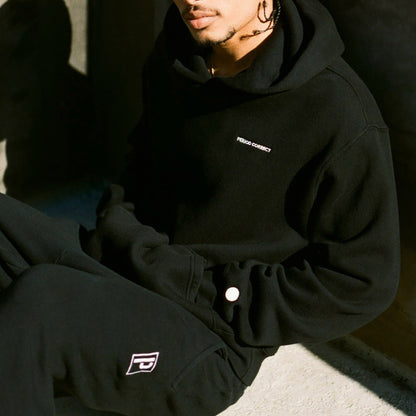 CORE LOGO HOODIE BLACK