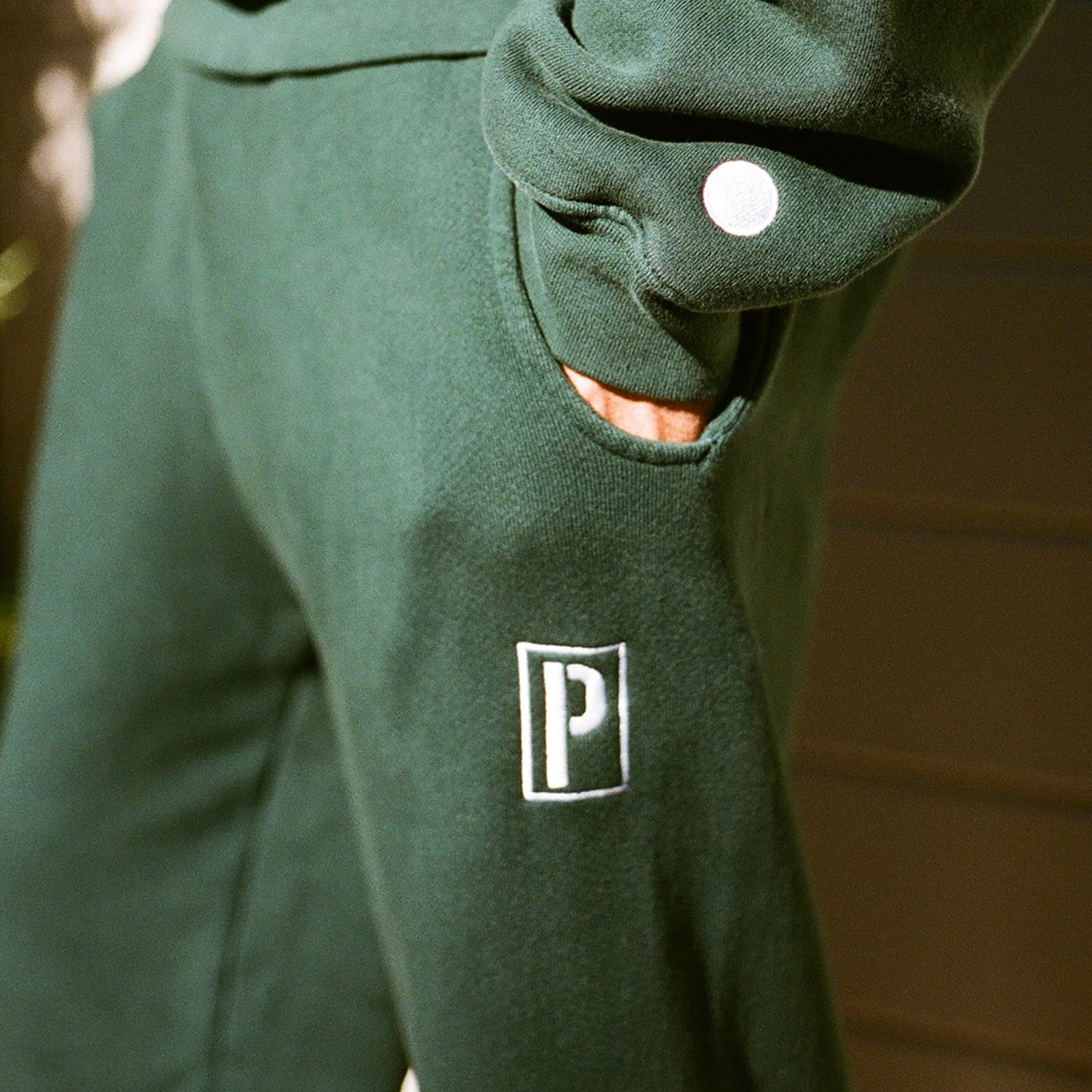 STENCIL P SWEATPANT GREEN