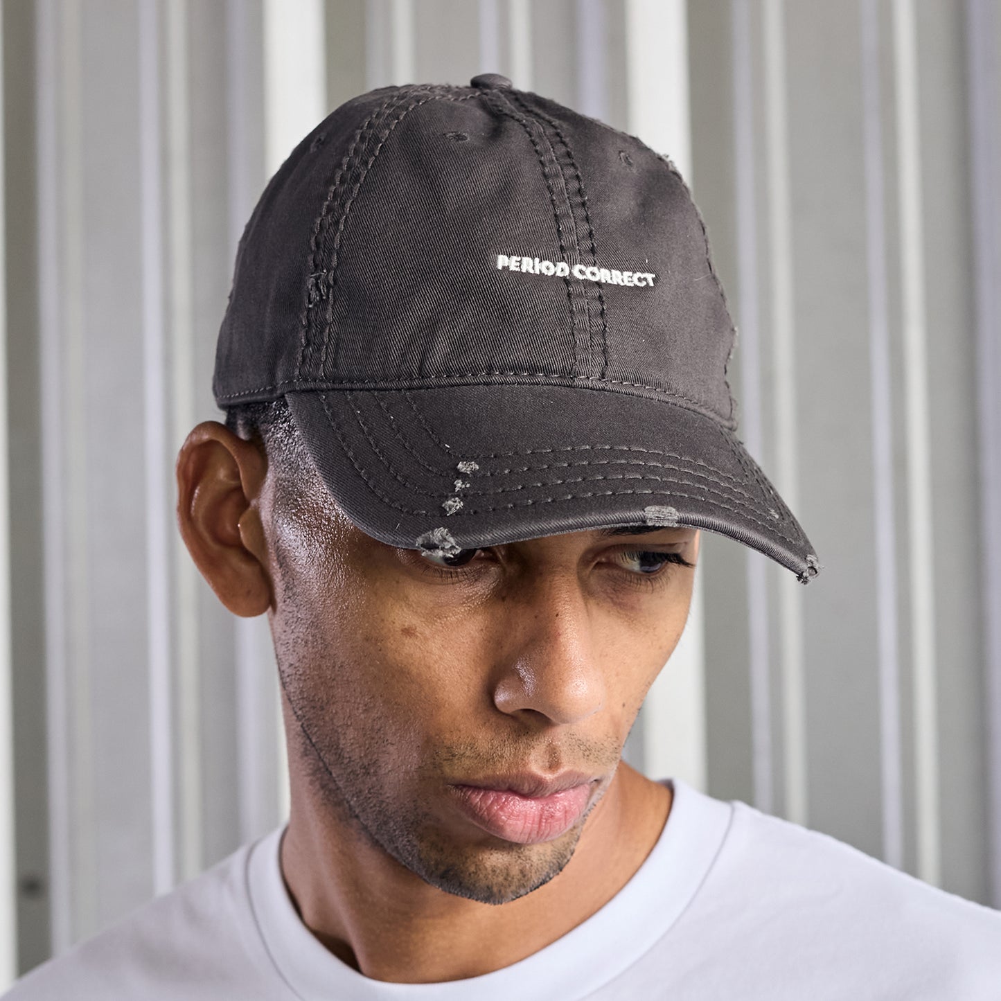CORE LOGO DISTRESSED HAT CHARCOAL